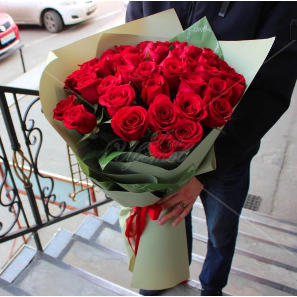 Арт. 0023. Роза 50см 45шт, матовая пленка, атласная лента
